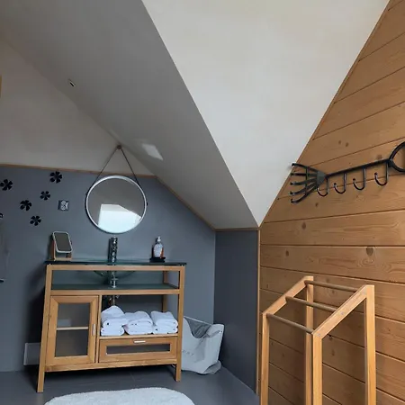 Panoramic Hill - Mountain View, Pool & Sauna Berest