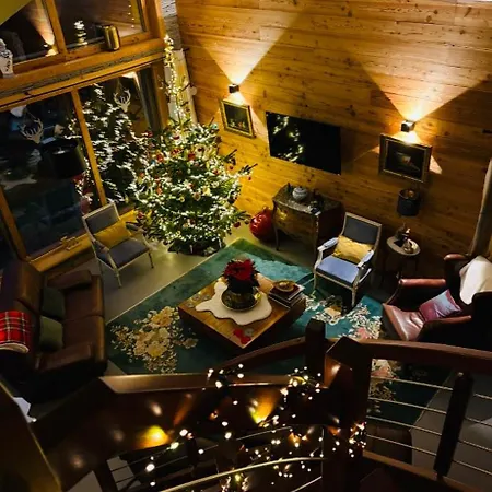 Panoramic Hill - Mountain View, Pool & Sauna Вилла Berest