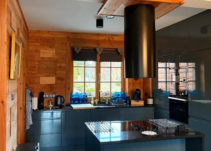 Panoramic Hill - Mountain View, Pool & Sauna Willa Berest